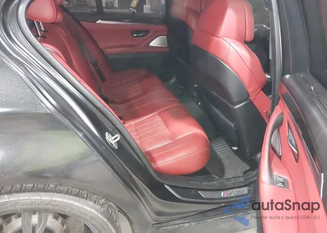 2013 BMW M5 z USA, uszkodzony, nr VIN WBSFV9C51DD095988